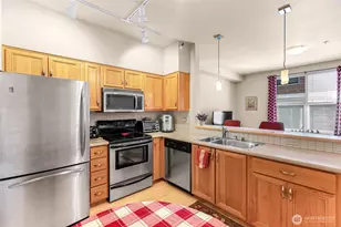 910 Harris Ave, Bellingham, WA 98225 - Photo 12