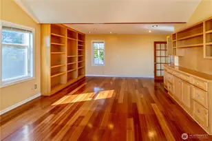 220 W 2nd St, Port Angeles, WA 98362 - Photo 16