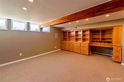 220 W 2nd Street, Port Angeles, WA 98362 - Photo 28