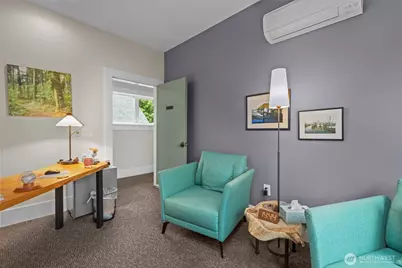 4510 Thackeray NE, Seattle, WA 98105 - Photo 28