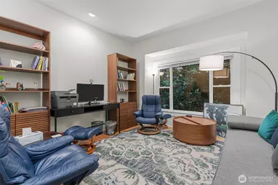 4510 Thackeray NE, Seattle, WA 98105 - Photo 6