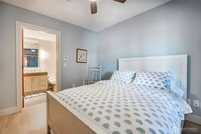 9525 Semiahmoo Parkway #A204, Blaine, WA 98230 - Photo 18