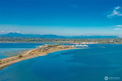 9525 Semiahmoo Parkway #A204, Blaine, WA 98230 - Photo 36