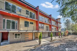 3117 NE 133rd St, Seattle, WA 98125 - Photo 2