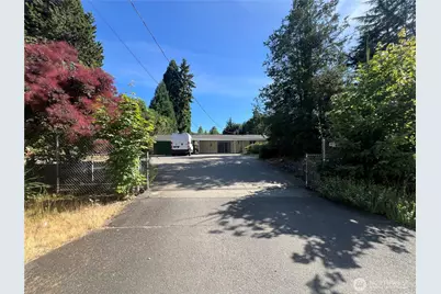 15651 NE 116th Street, Redmond, WA 98053 - Photo 2