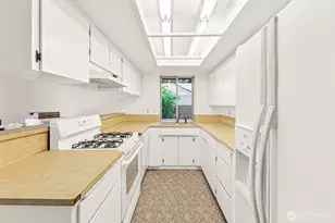 14801 25th Ave Ct E, Tacoma, WA 98445 - Photo 4