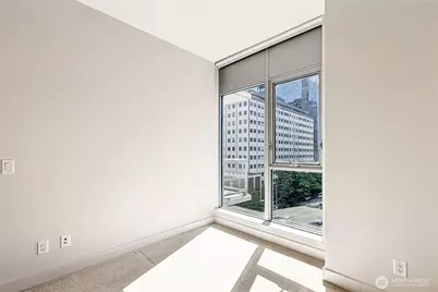 588 Bell Street #606S, Seattle, WA 98121 - Photo 12