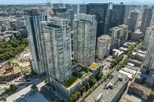 588 Bell St, Seattle, WA 98121 - Photo 32