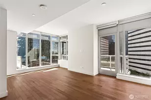 588 Bell St, Seattle, WA 98121 - Photo 10