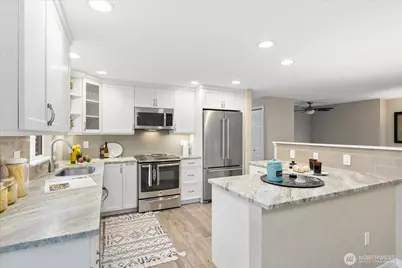 11019 NE 116th Street, Kirkland, WA 98034 - Photo 10