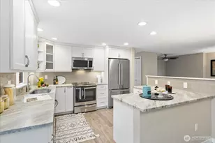 11019 NE 116th St, Kirkland, WA 98034 - Photo 10