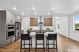 24319 13 Ave SE, Bothell, WA 98021 - Photo 8
