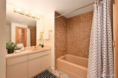 1301 Spring Street #17A, Seattle, WA 98104 - Photo 16