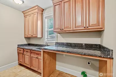 135 N 50th Avenue, Longview, WA 98632 - Photo 12