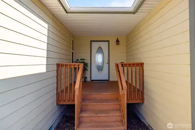 539 Birch Street, Oak Harbor, WA 98277 - Photo 6