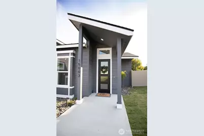 15003 Allison Place, Entiat, WA 98822 - Photo 2