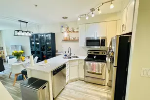 7322 Rainier Ave S, Seattle, WA 98118 - Photo 2