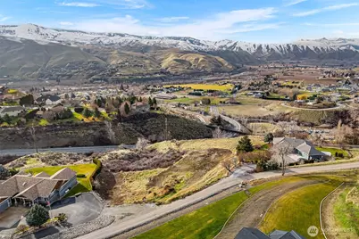 1395 Mountain Vista, Wenatchee, WA 98801 - Photo 8