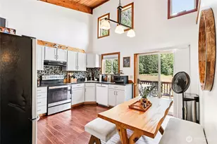 14341 State Route 530, Concrete, WA 98237 - Photo 16