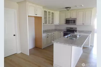 135 N 3rd Avenue, Connell, WA 99326 - Photo 12