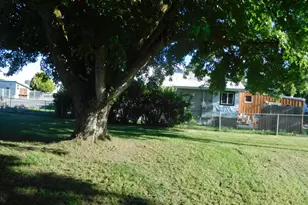 135 N 3rd Ave, Connell, WA 99326 - Photo 10