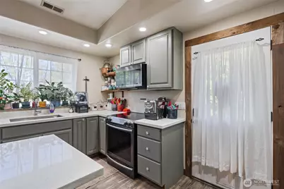 31410 Orville Road E, Graham, WA 98338 - Photo 6