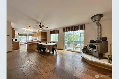 2833 A Highway 12 #A, Silver Creek, WA 98585 - Photo 2