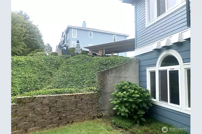 625 N Jackson Avenue #C24, Tacoma, WA 98406 - Photo 2