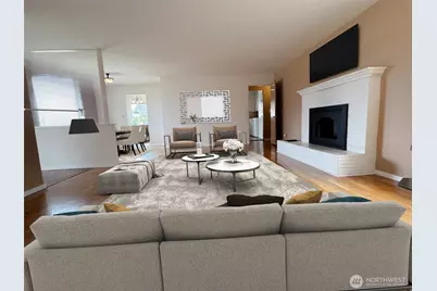 126 W 6th Street, Port Angeles, WA 98362 - Photo 2