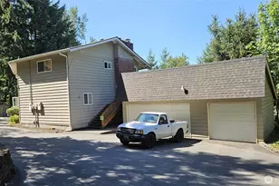 1921 Teresa Way, Kelso, WA 98626 - Photo 2