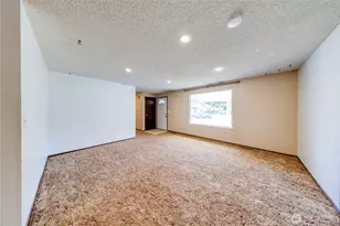 2027 E Belair Dr, Mount Vernon, WA 98273 - Photo 4