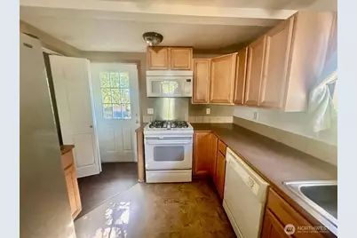 928 107th Street Ct S, Tacoma, WA 98444 - Photo 8