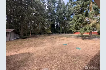 1911 Peacock Lane, Oak Harbor, WA 98277 - Photo 16