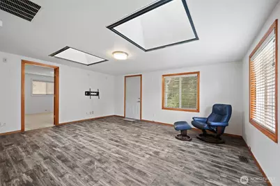 301 Dennis Street SW, Tumwater, WA 98501 - Photo 10