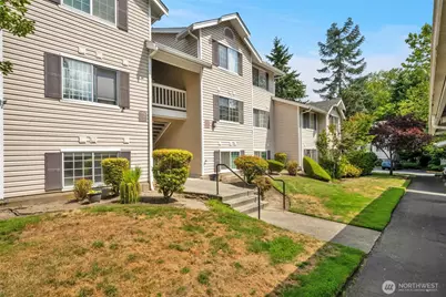 19230 Forest Park Drive NE #H126, Lake Forest Park, WA 98155 - Photo 22
