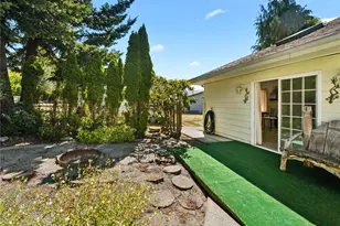 5447 S Shore Dr, Anacortes, WA 98221 - Photo 36