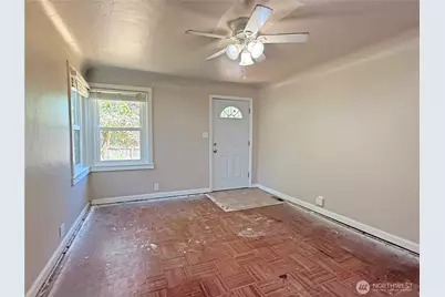 4115 W I Street, Bremerton, WA 98312 - Photo 4