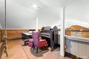 506 Ash St, Wilkeson, WA 98396 - Photo 10