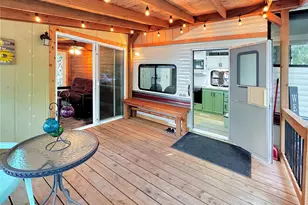 203 1 Fireside Lodge, Deming, WA 98266 - Photo 4