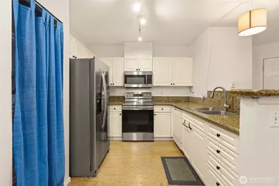 14714 Admiralty Way #A318, Lynnwood, WA 98087 - Photo 14