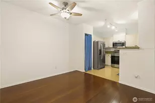 14714 Admiralty Way, Lynnwood, WA 98087 - Photo 12