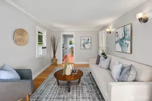 340 NE 53rd St, Seattle, WA 98105 - Photo 4