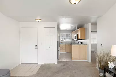 12423 4th Avenue W #6303, Everett, WA 98204 - Photo 6