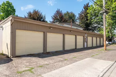 1951 Louisiana Street, Longview, WA 98632 - Photo 8