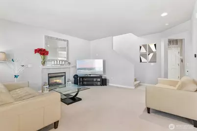 16901 Woodside Drive SE, Renton, WA 98058 - Photo 6