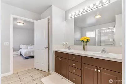 16901 Woodside Drive SE, Renton, WA 98058 - Photo 24