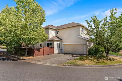 16901 Woodside Drive SE, Renton, WA 98058 - Photo 32