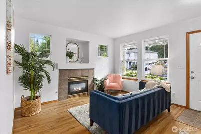 11413 20th Street NE #5, Lake Stevens, WA 98258 - Photo 2