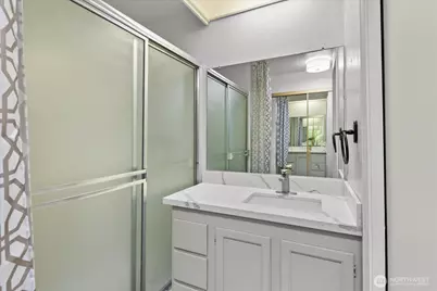 12904 126th Court NE #J103, Kirkland, WA 98034 - Photo 16