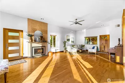 3643 Beach Drive E, Port Orchard, WA 98366 - Photo 8